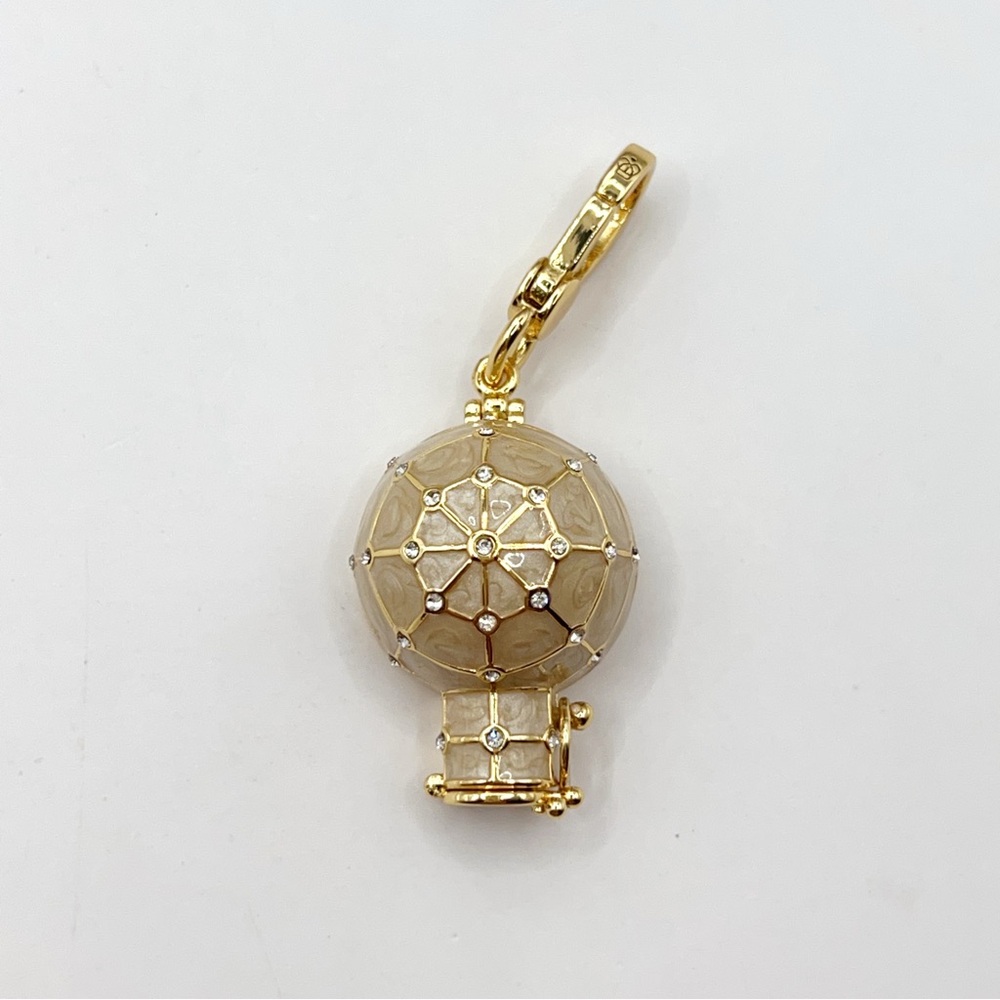 Juicy Couture igloo charm